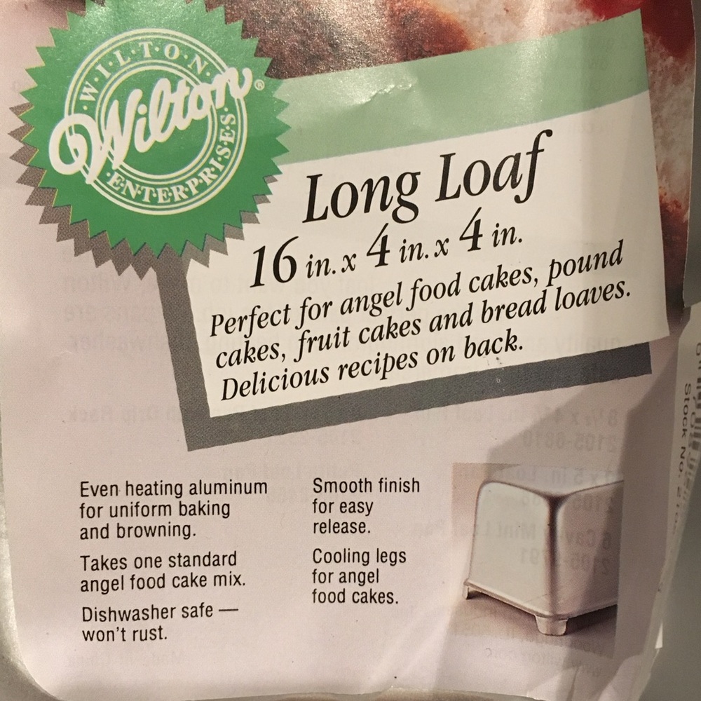 New. Wilton Long Loaf Pan